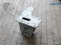 S-94002200 STAS DCA Left UK Nearside Axle Pivot Hanger 250mm With STAS Mounting Plate Fixing (Welded By STAS) Up to 2006