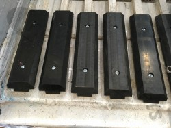 04767401  Keith Plank Slat Guide T Block Bearing 97mm With No Holes