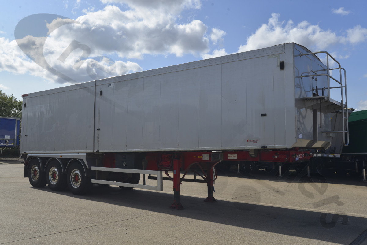 Used 2015 Fruehauf Plank Sided Tipping Trailer