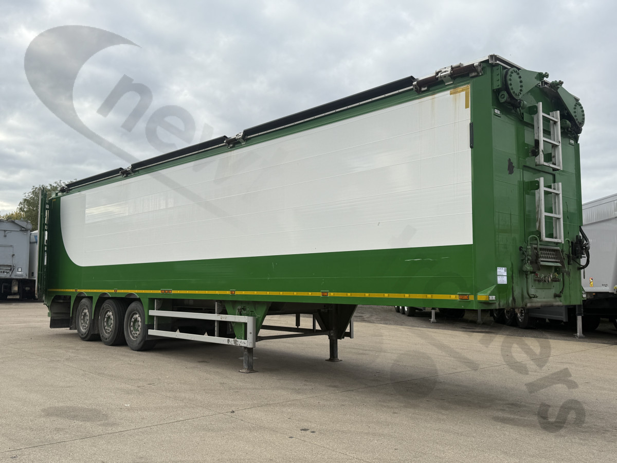 Used 2022 Titan Heavy Waste & Landfill Moving Floor Trailer