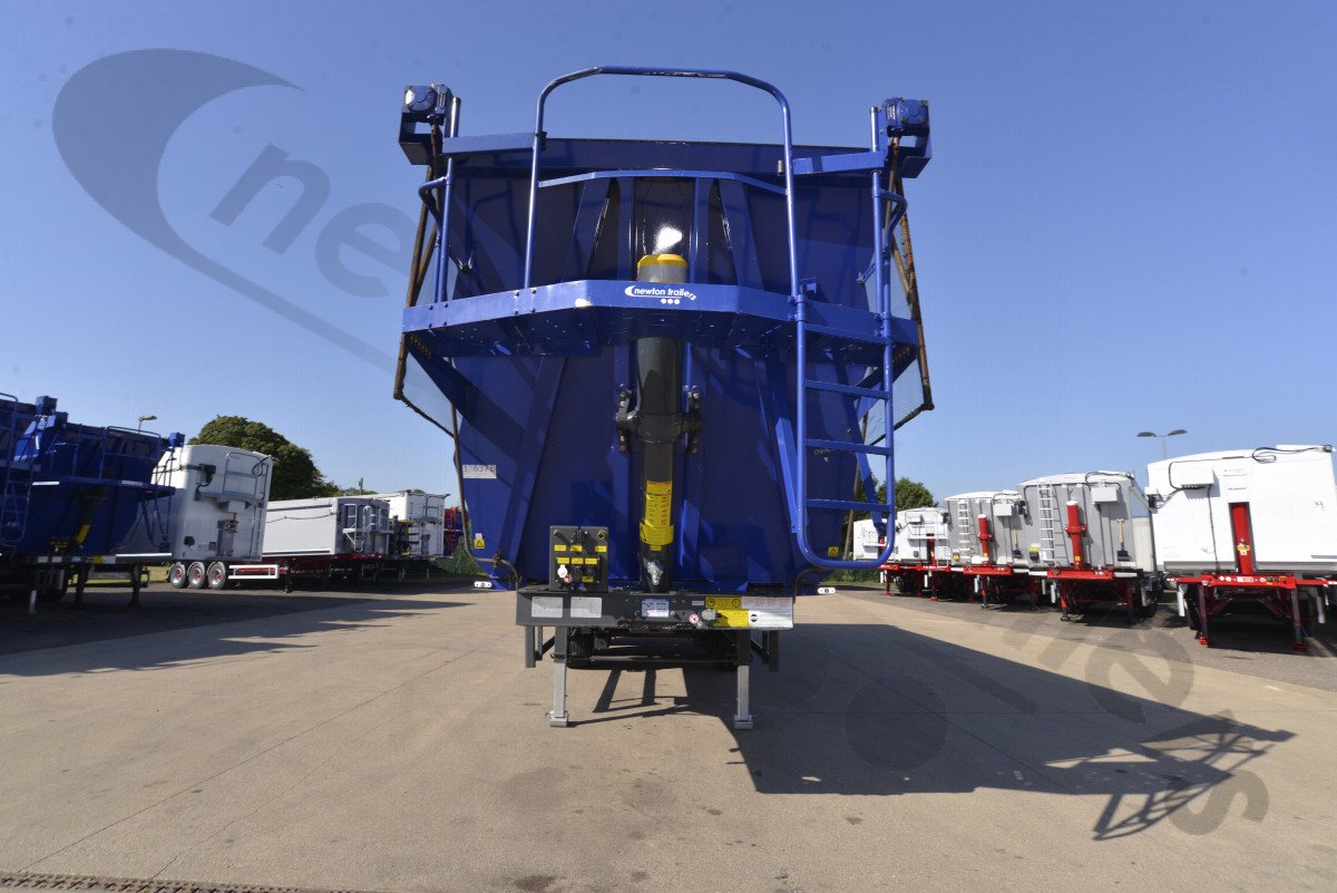 Used 2018 Lück Steel Body Tipping Trailer