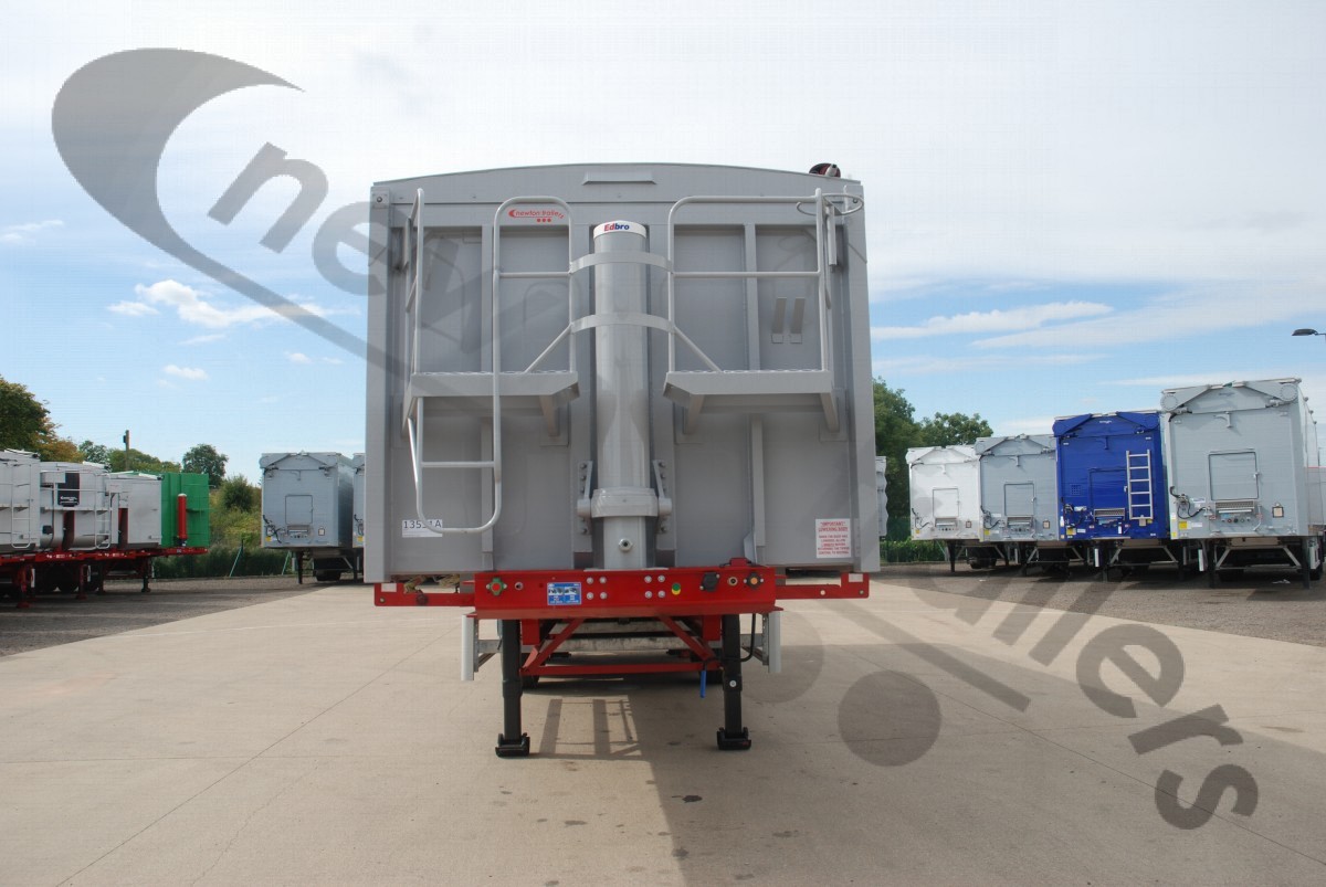 New 2025 SDC Watertight Tipping Trailer