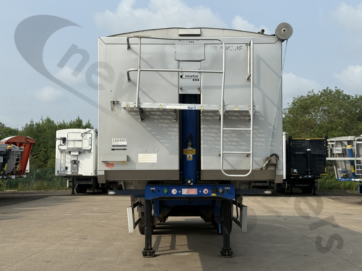 Used 2014 Fruehauf Plank Sided Tipping Trailer