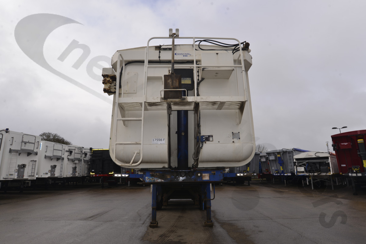 Used 2015 Wilcox CV Bathtub 'U' Shape Ribsided Tipping Trailer