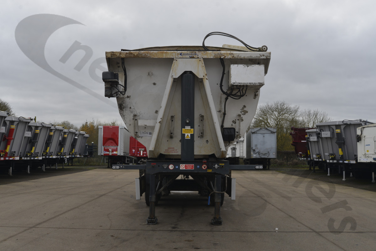 Used 2019 Fruehauf Aggregate Tipping Trailer