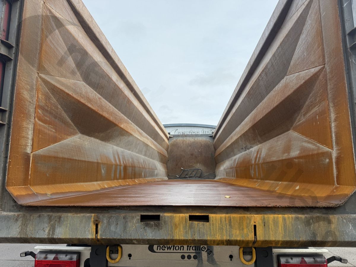 Hire Used 2023 Lück Steel Body Tipping Trailer