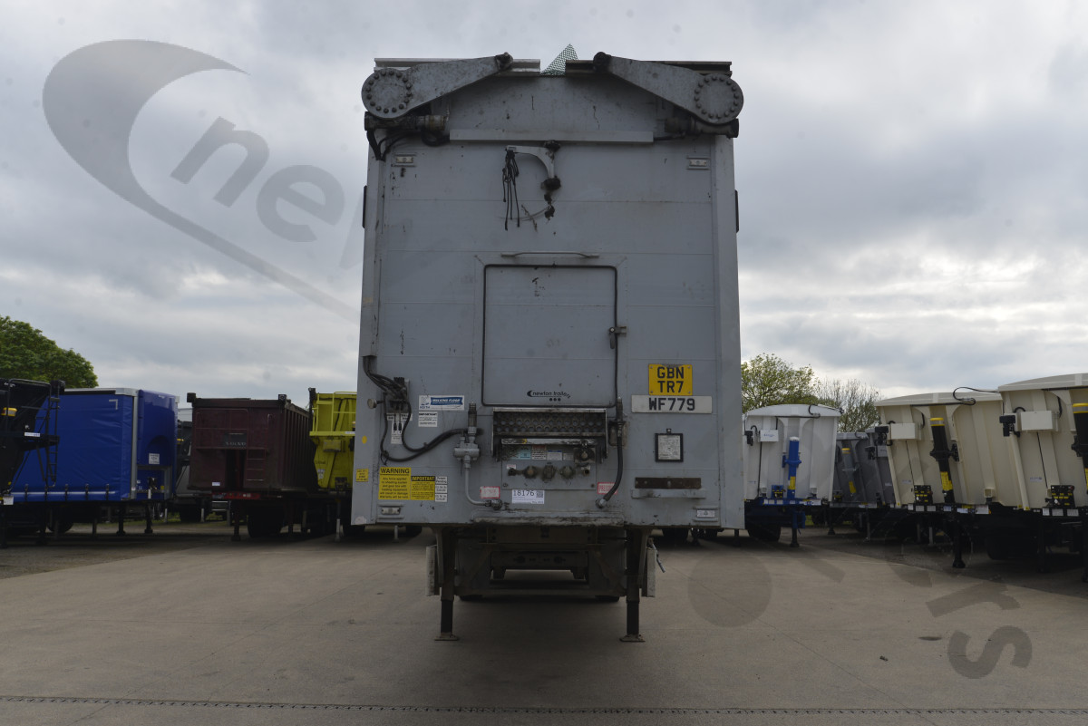 Hire Used 2017 Titan Heavy Waste & Landfill Moving Floor Trailer