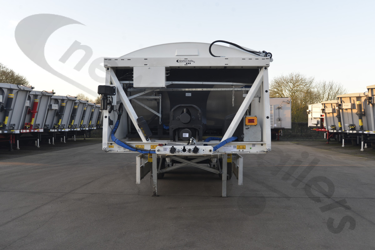 Hire Used 2024 Fliegl Asphalt Ejector Trailer