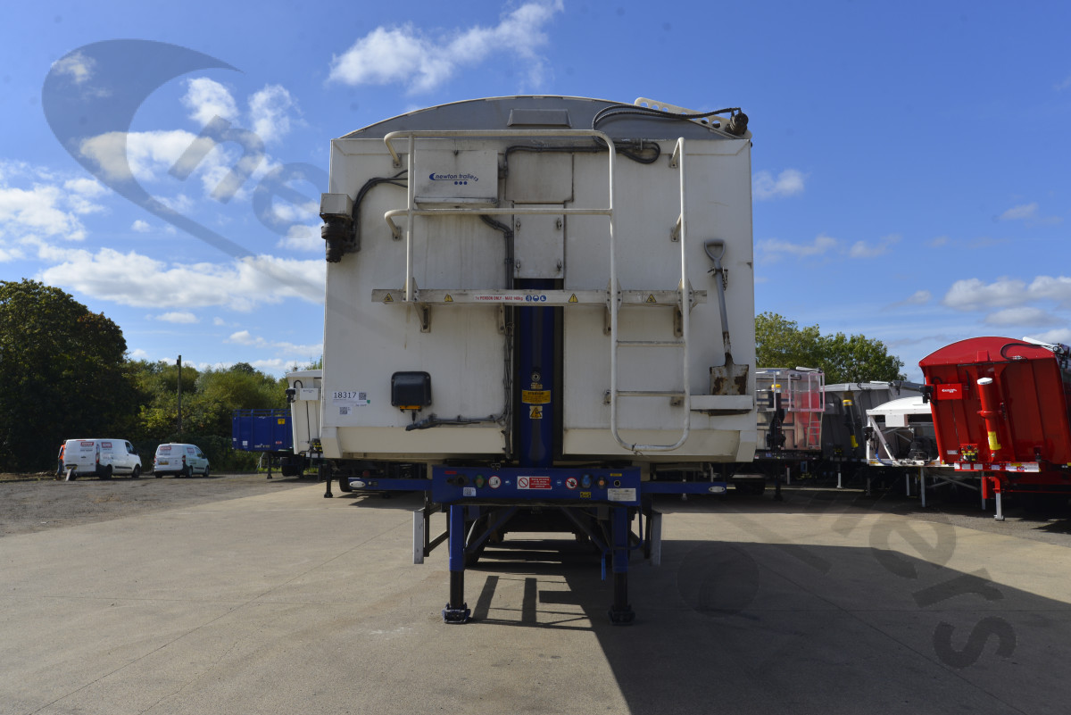 Hire Used 2015 Fruehauf Plank Sided Tipping Trailer