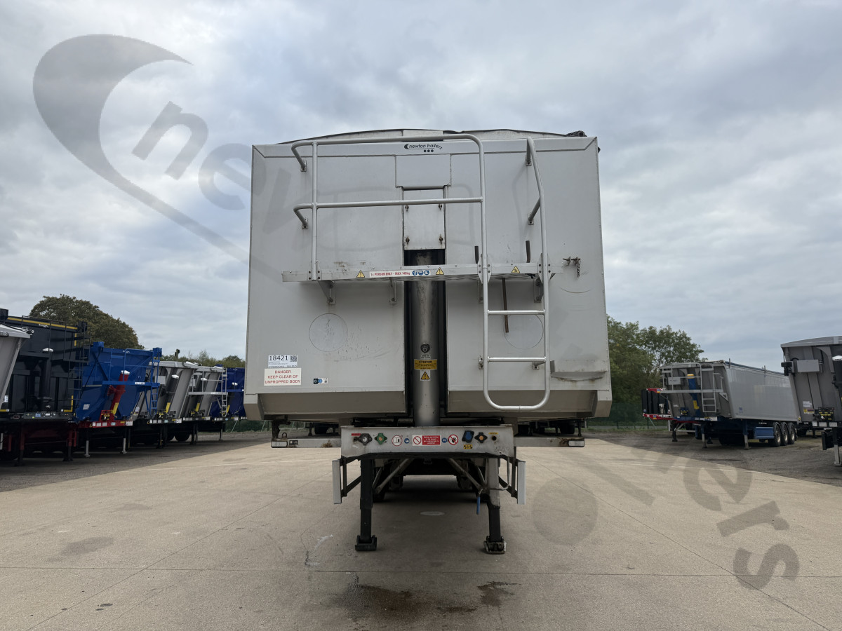 Used 2016 Fruehauf Plank Sided Tipping Trailer