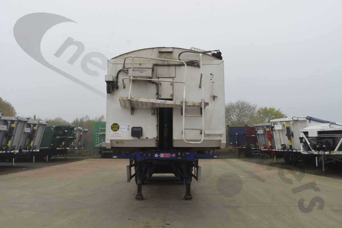 Used 2015 Fruehauf Plank Sided Tipping Trailer