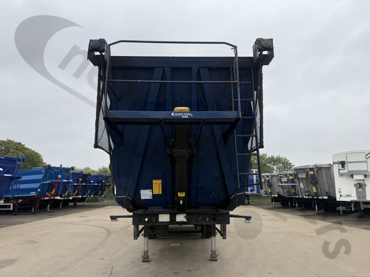 Hire Used 2017 Lück Steel Body Tipping Trailer