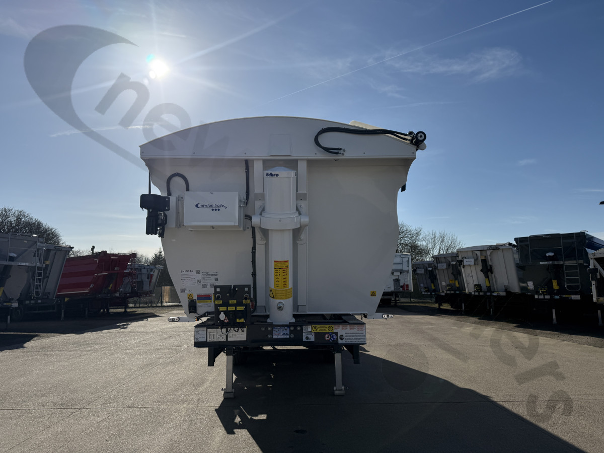 New 2026 STAS Aggregate Tipping Trailer