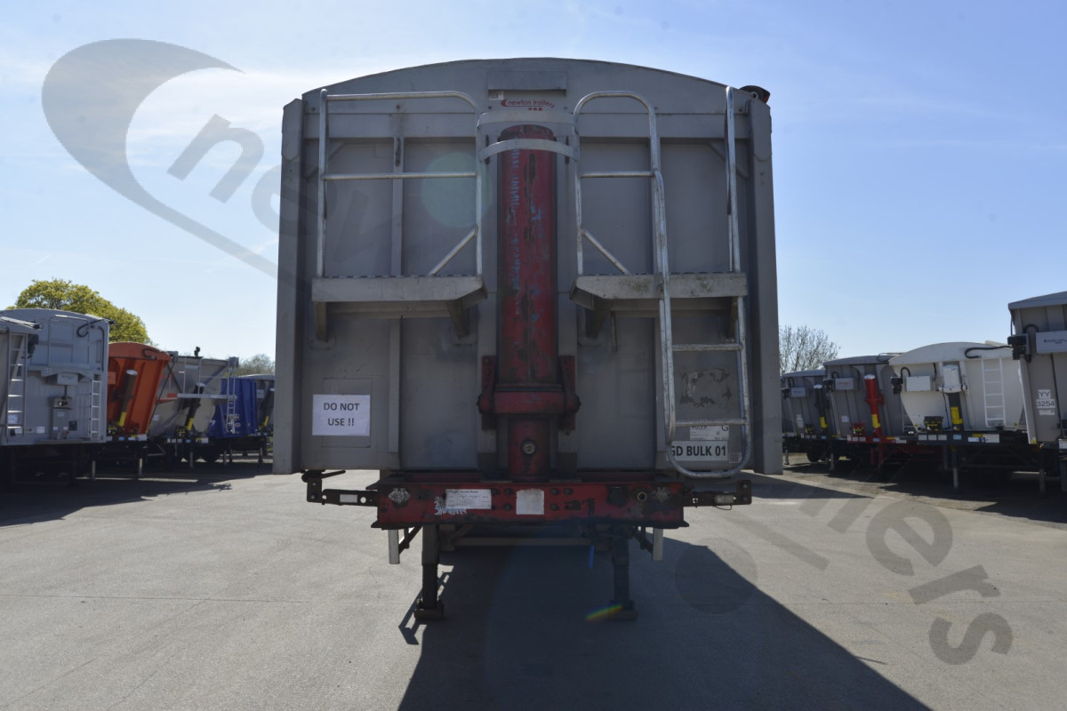 Used 2010 SDC Watertight Tipping Trailer