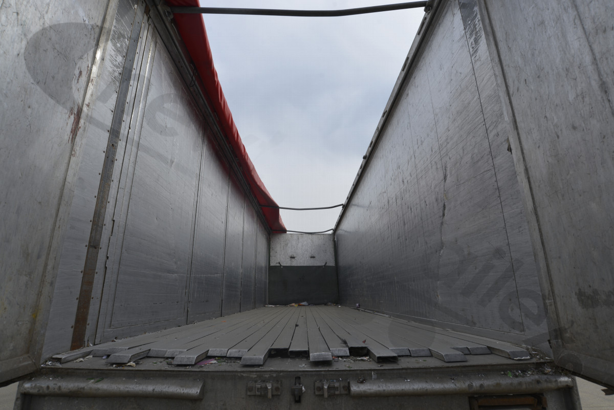 Used 2009 Kraker Side Door Moving Floor