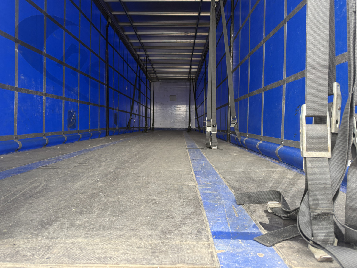 Used 2022 SDC Curtainsider Trailer