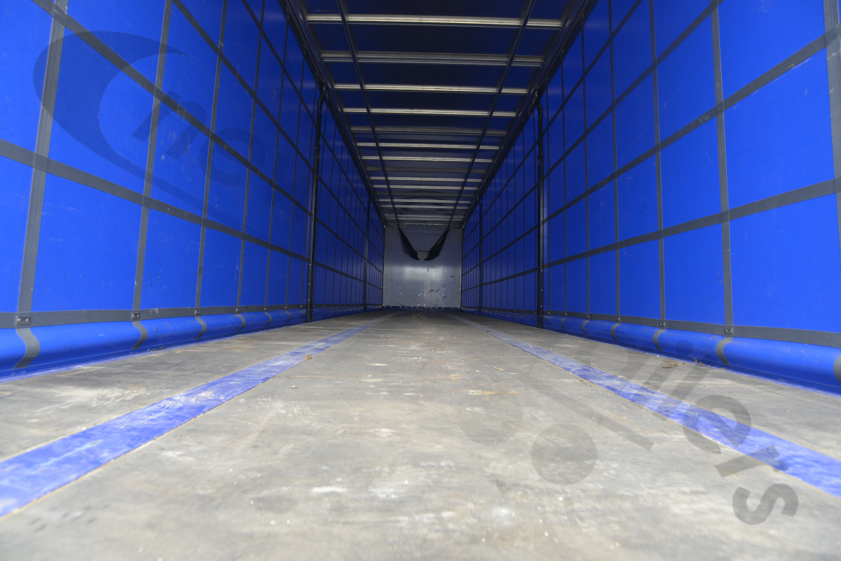 Used 2022 SDC Curtainsider Trailer