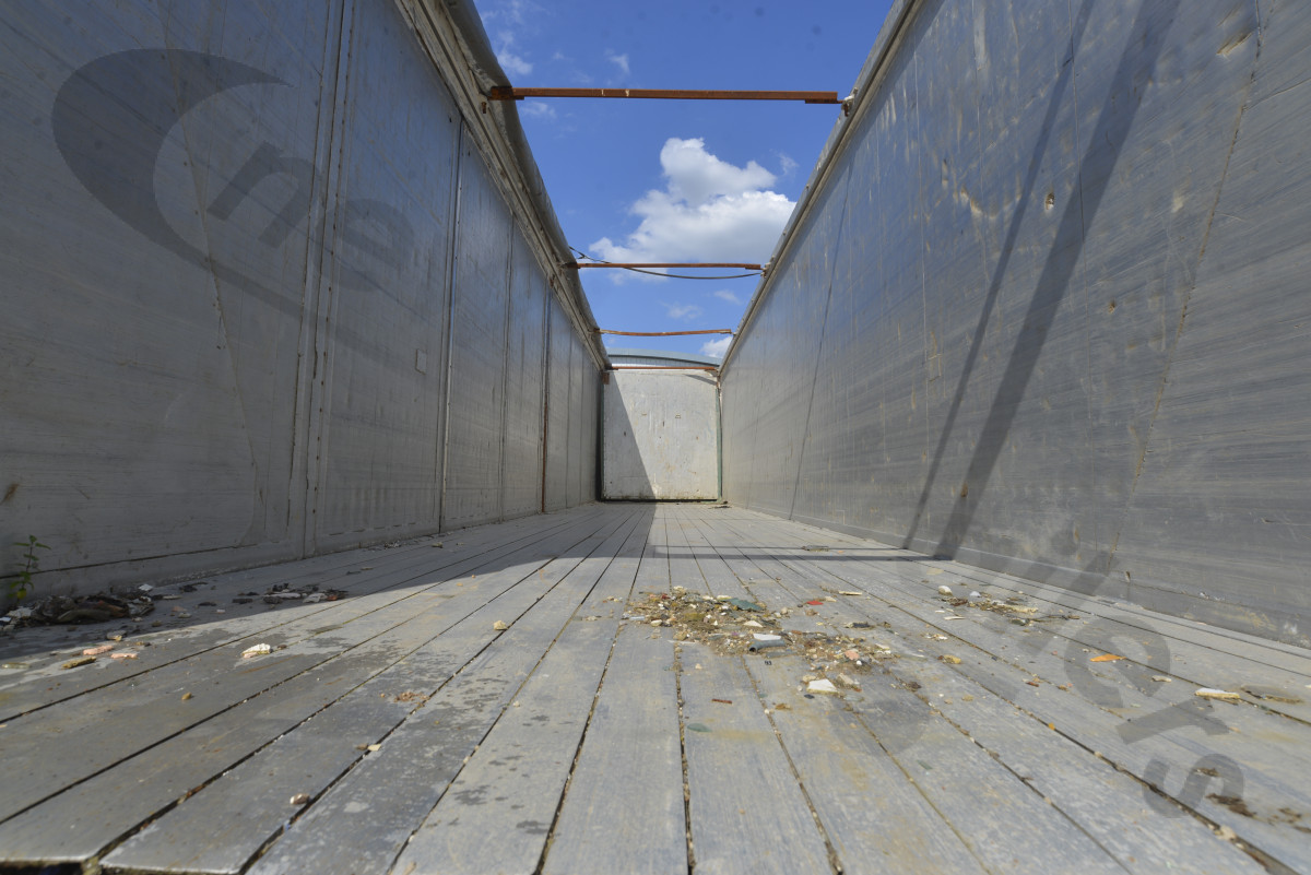 Used 2011 Kraker Side Door Moving Floor