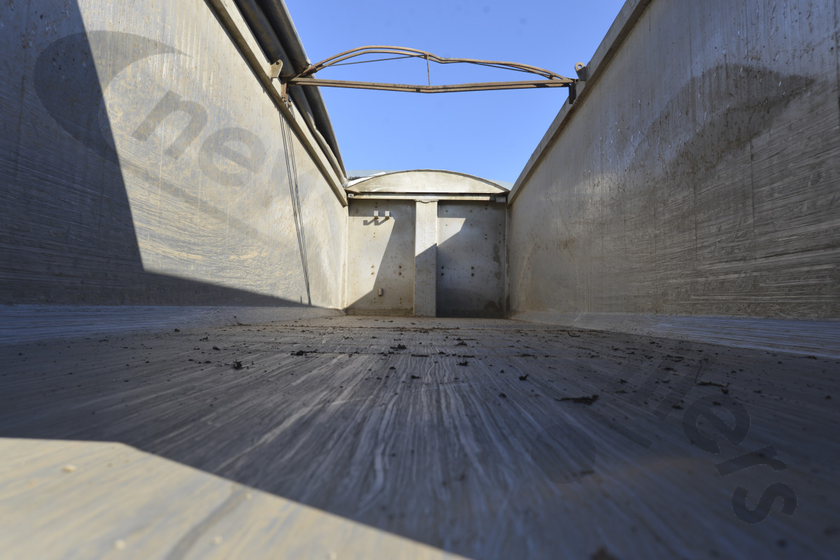 Used 2015 Fruehauf Plank Sided Tipping Trailer