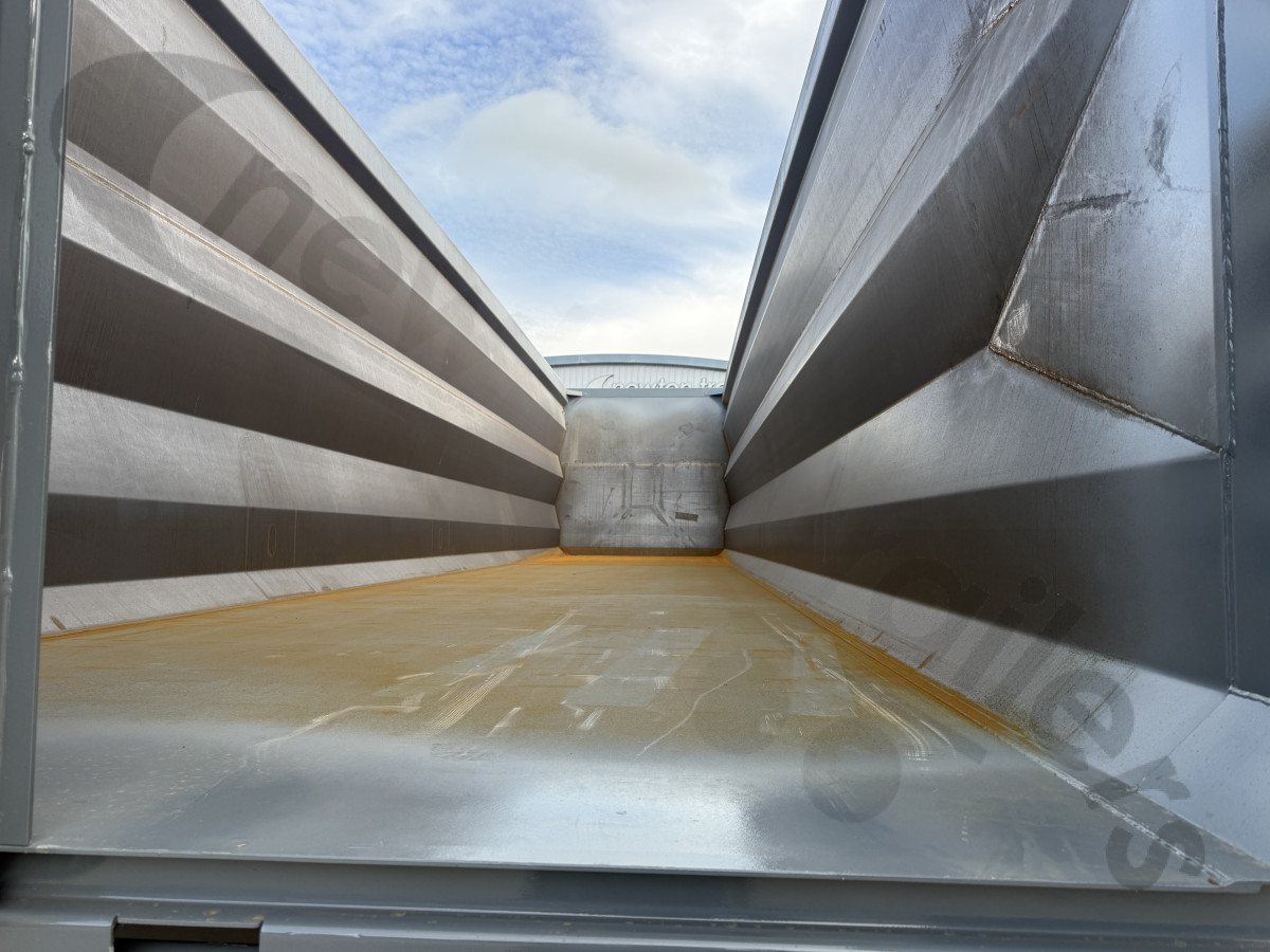 Hire New 2026 Lück Steel Body Tipping Trailer