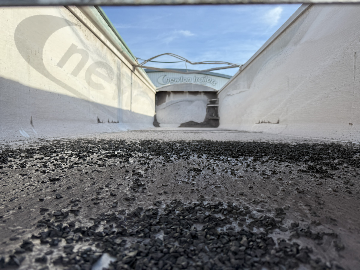 Used 2019 Benalu Aggregate Tipping Trailer