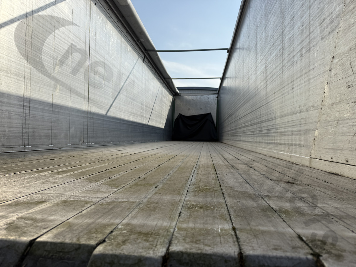 Hire Used 2020 Kraker Side Door Moving Floor