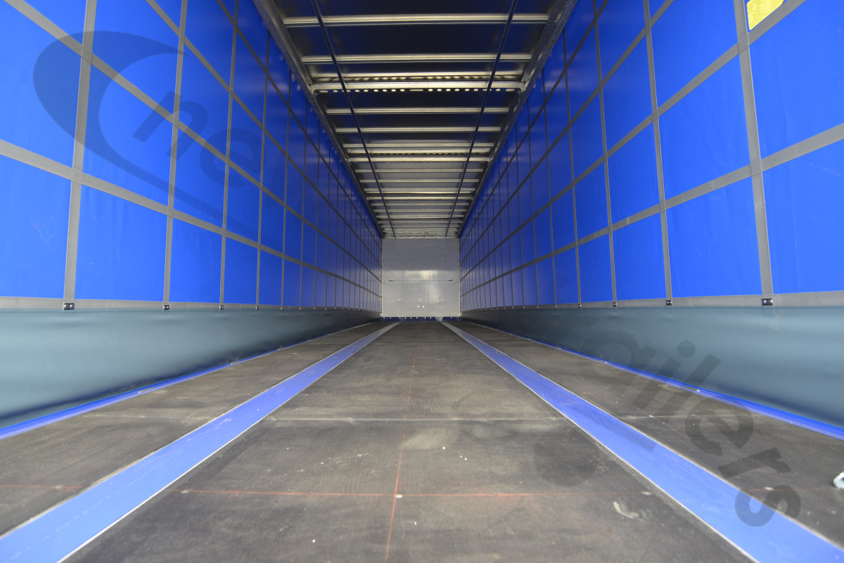 New 2027 SDC Curtainsider Trailer