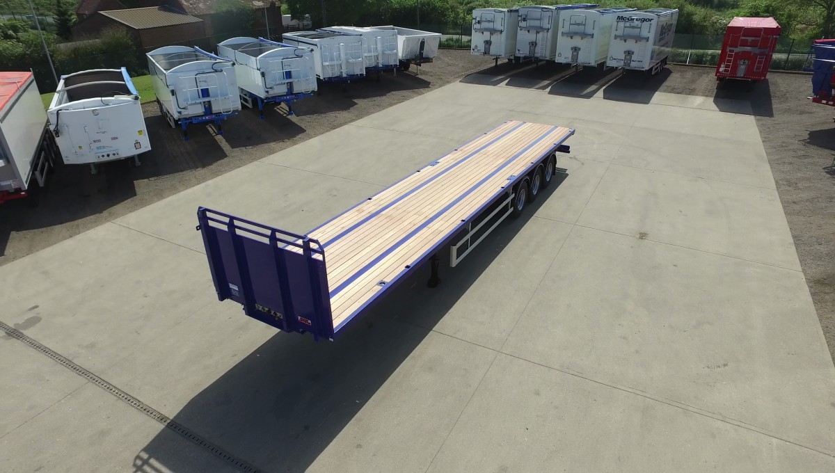 New 2025 SDC Flat Platform Trailer