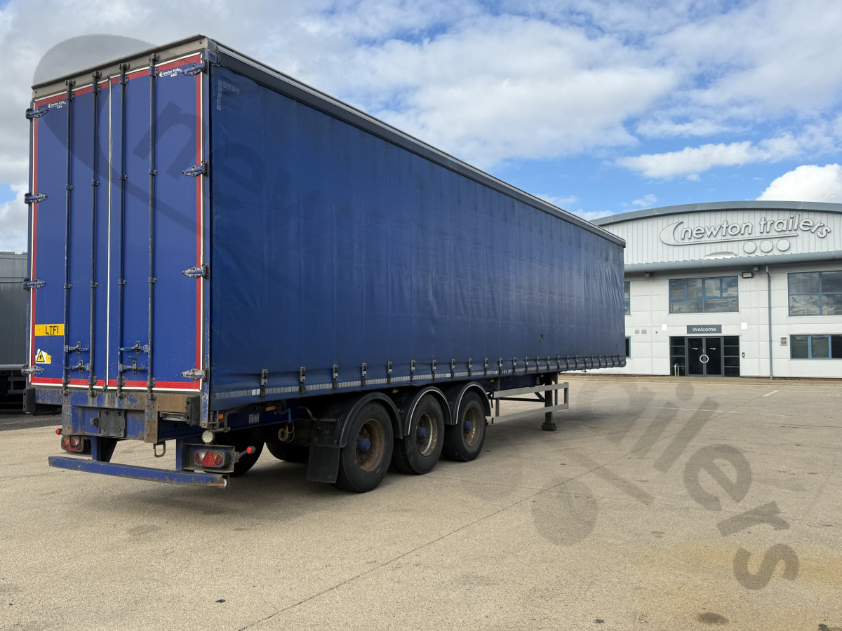Used 2016 SDC Curtainsider Trailer