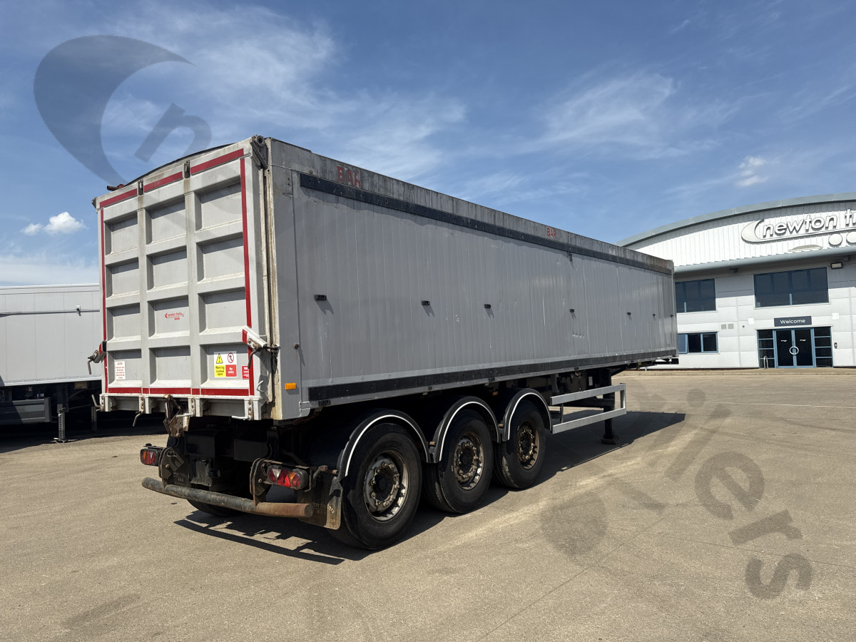 Used 2016 SDC Watertight Tipping Trailer