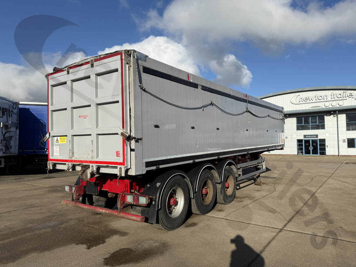 Hire Used 2018 SDC Watertight Tipping Trailer