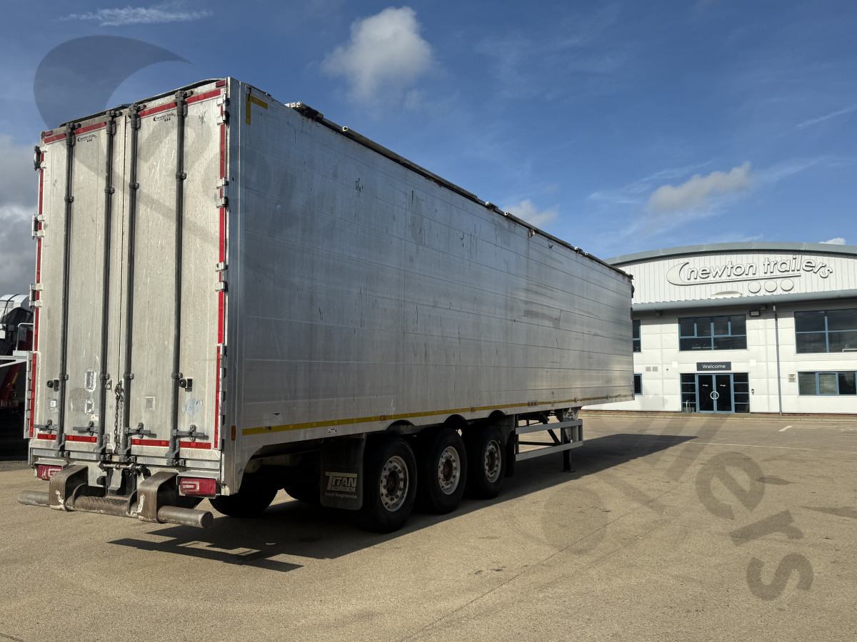 Used 2020 Titan Heavy Waste & Landfill Moving Floor Trailer