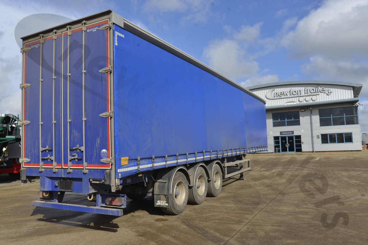 Used 2022 SDC Curtainsider Trailer
