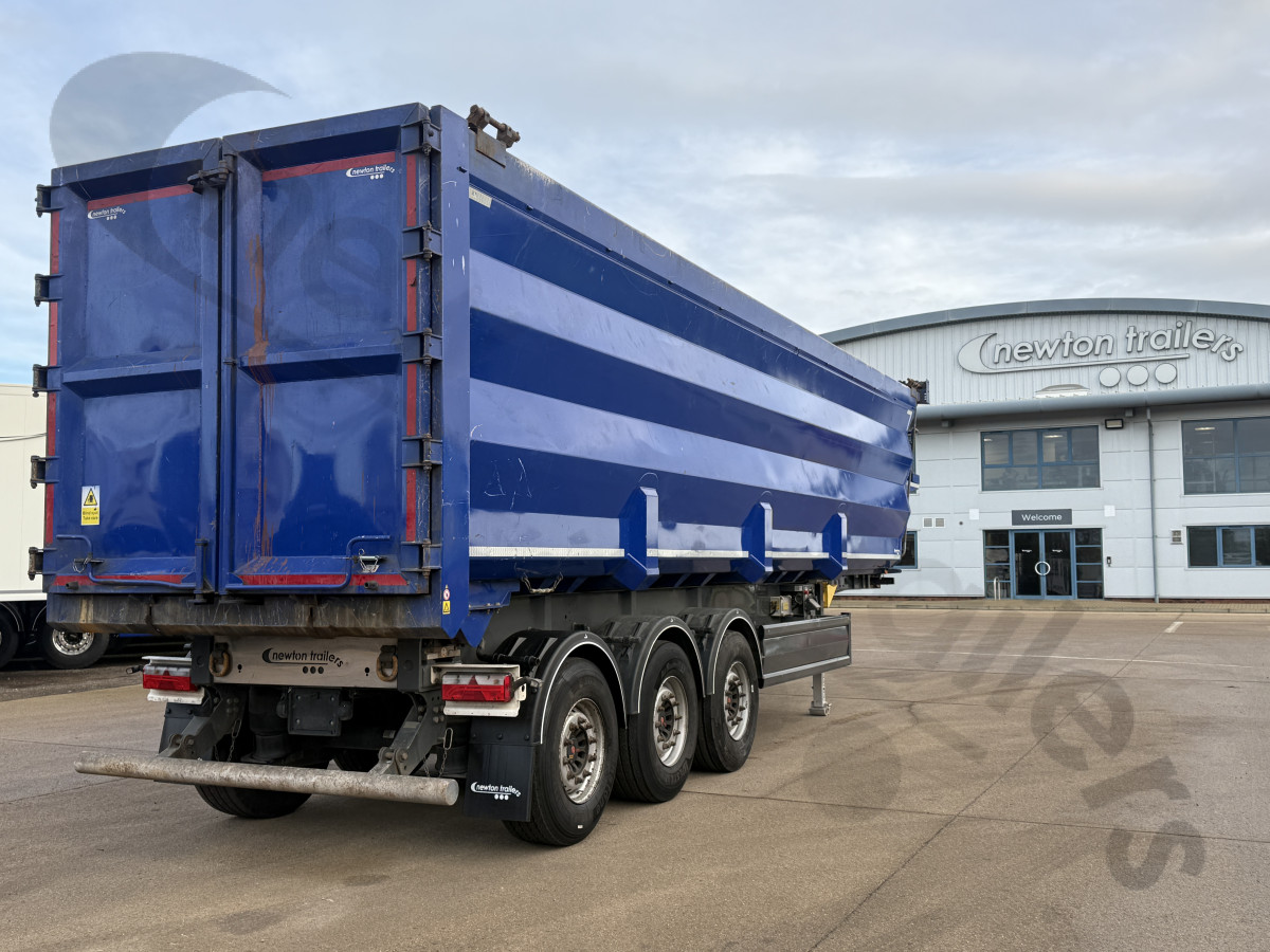Hire Used 2023 Lück Steel Body Tipping Trailer