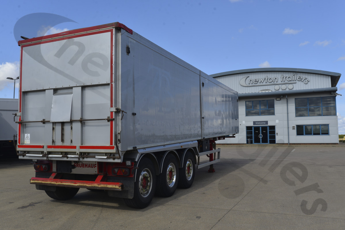 Used 2015 Fruehauf Plank Sided Tipping Trailer