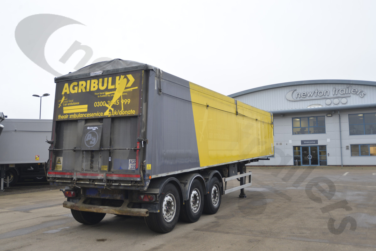 Used 2015 Fruehauf Plank Sided Tipping Trailer