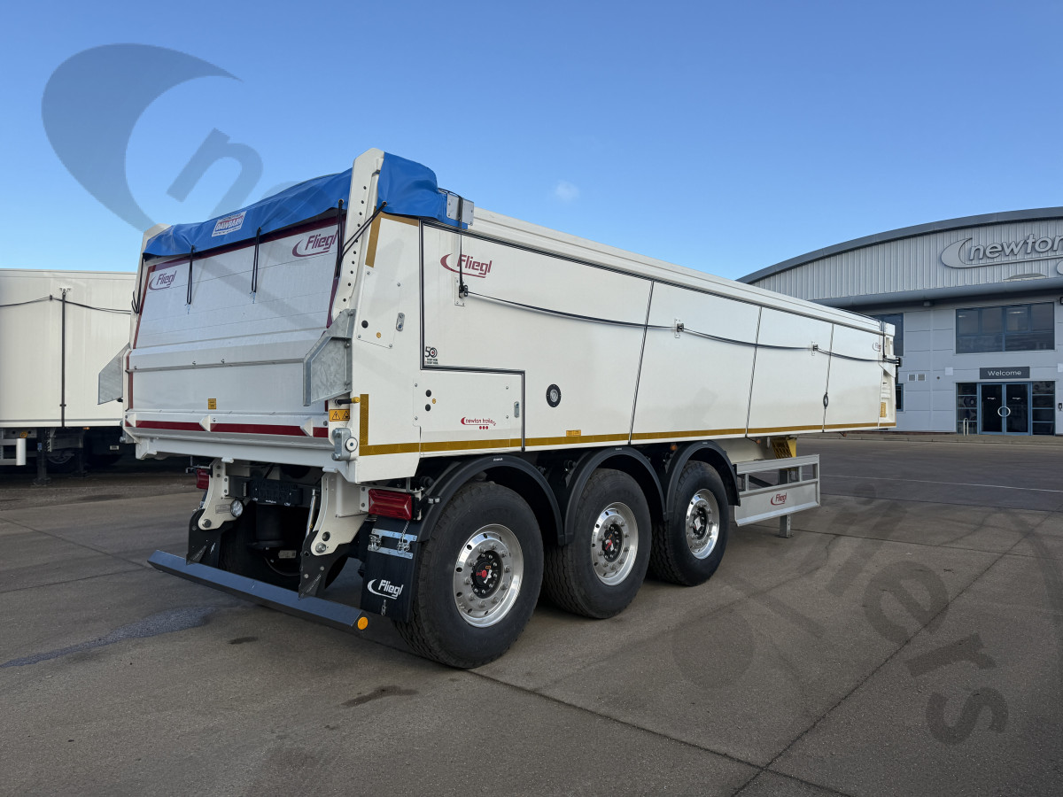 Hire Used 2025 Fliegl Asphalt Ejector Trailer