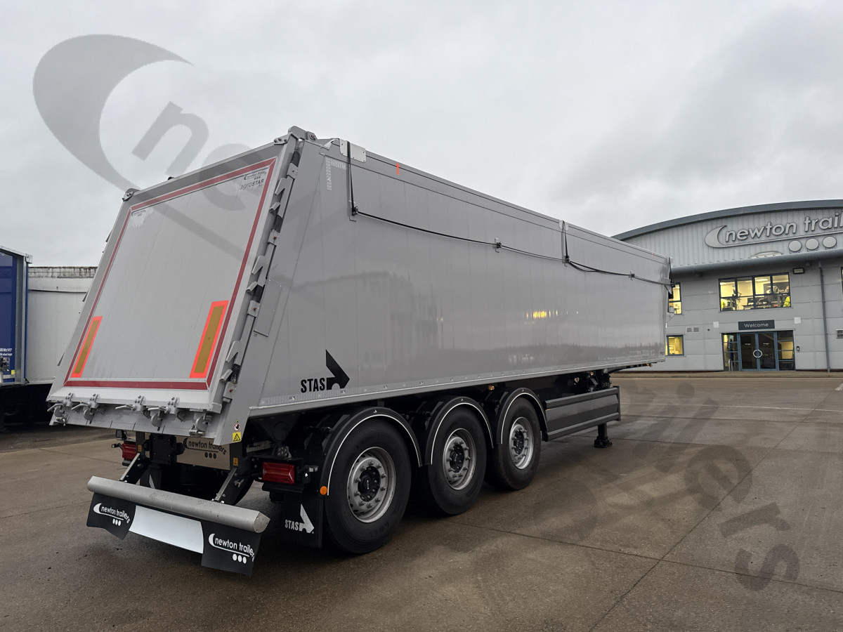 New 2025 STAS Watertight Tipping Trailer