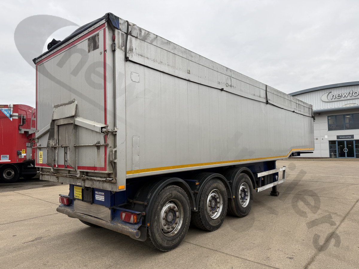 Used 2014 Muldoon Plank Sided Tipping Trailer