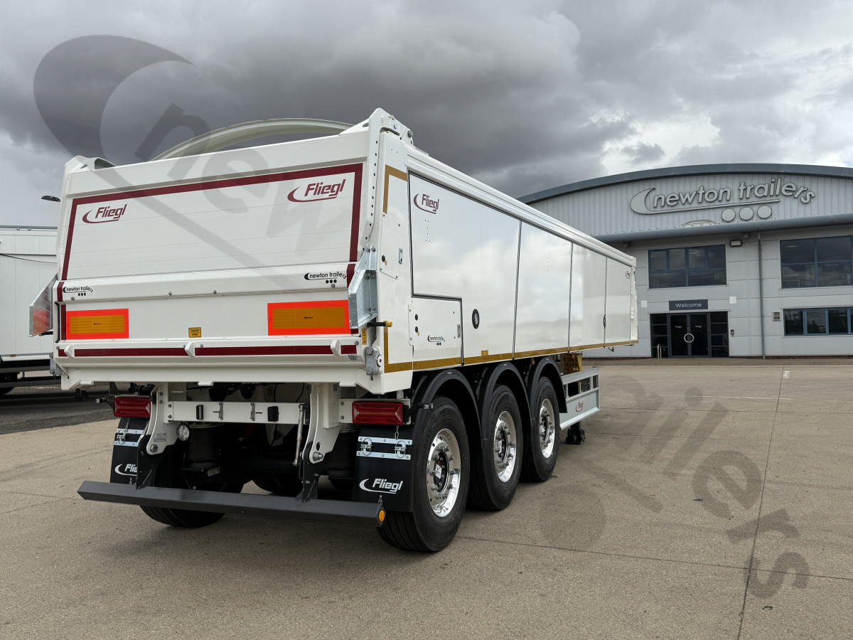 Hire New 2026 Fliegl Asphalt Ejector Trailer