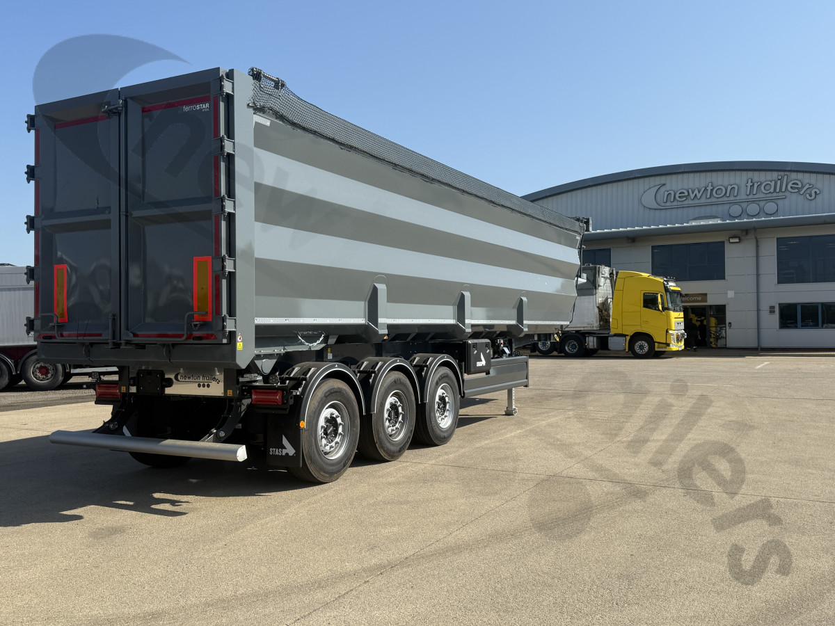 Hire New 2026 Lück Steel Body Tipping Trailer