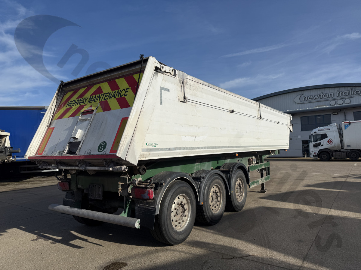 Used 2019 Benalu Aggregate Tipping Trailer