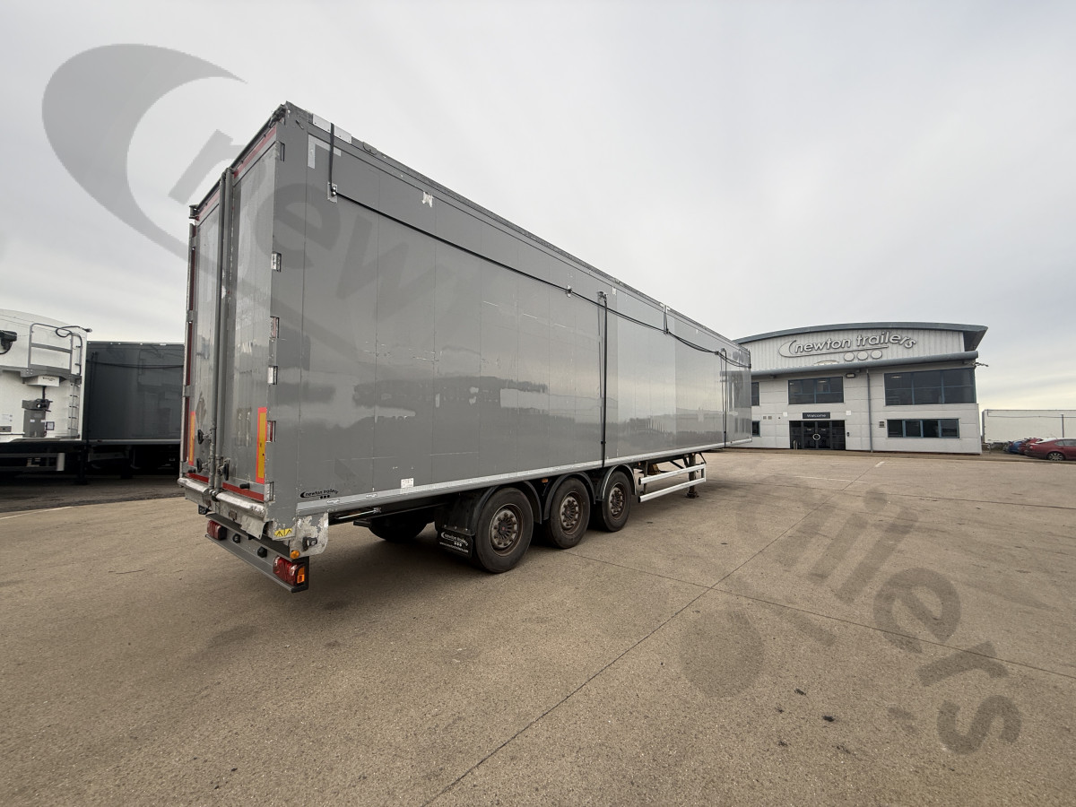 Used 2018 STAS Biomass Moving Floor Trailer