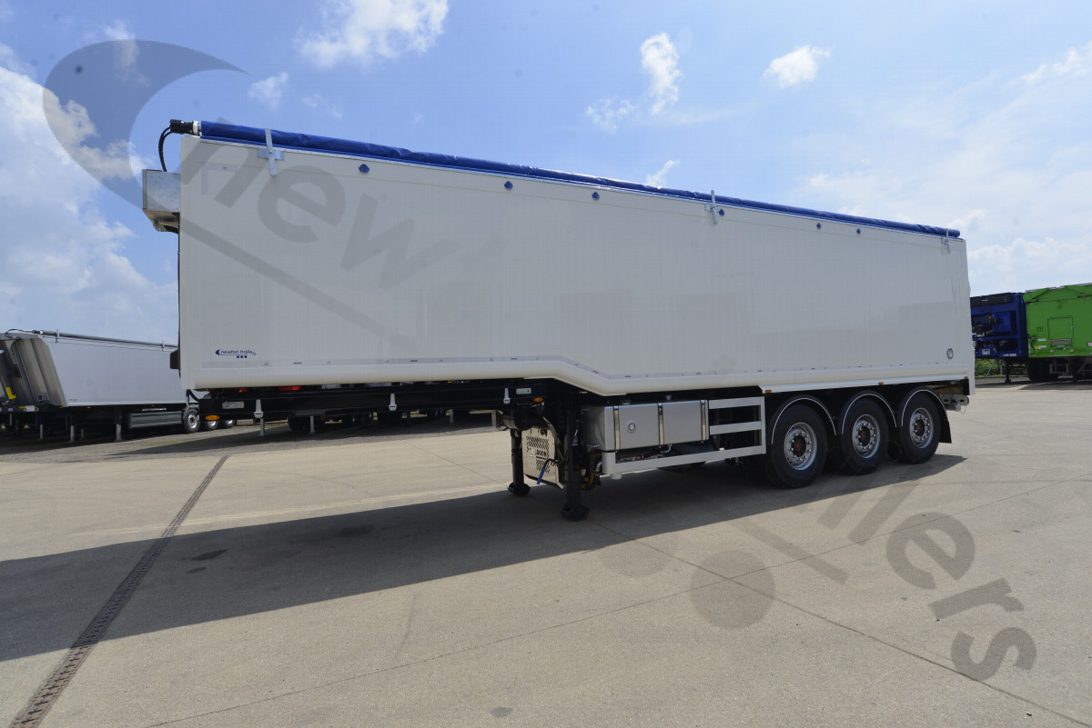 New 2025 Muldoon Blowing Tipping Trailer