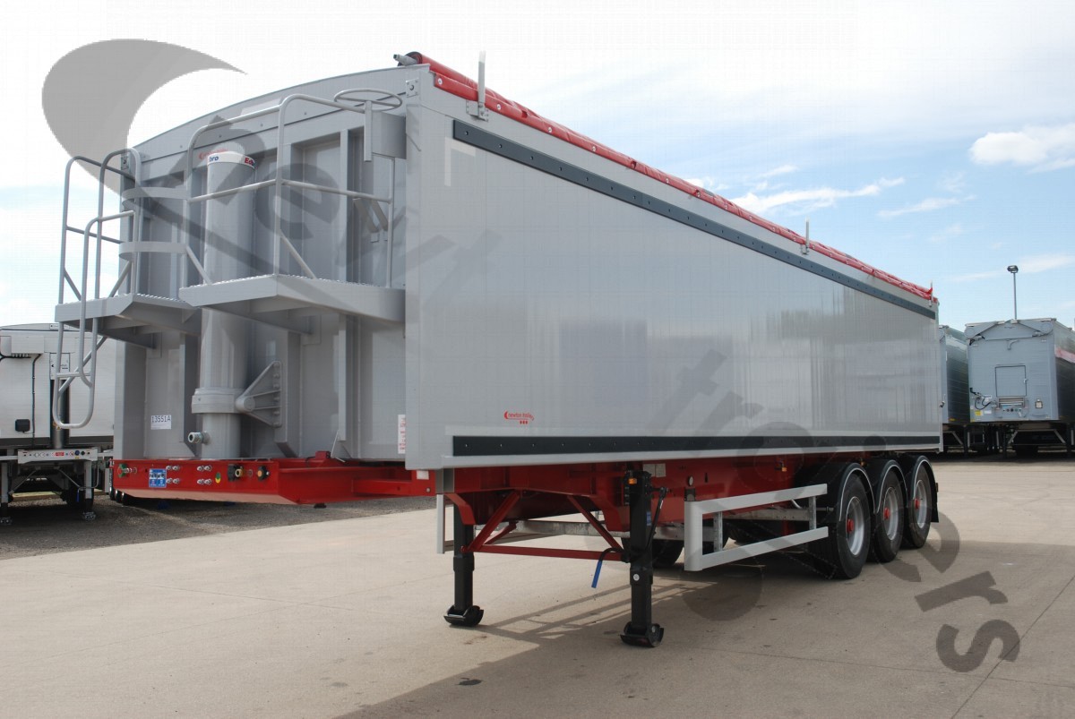 New 2025 SDC Watertight Tipping Trailer