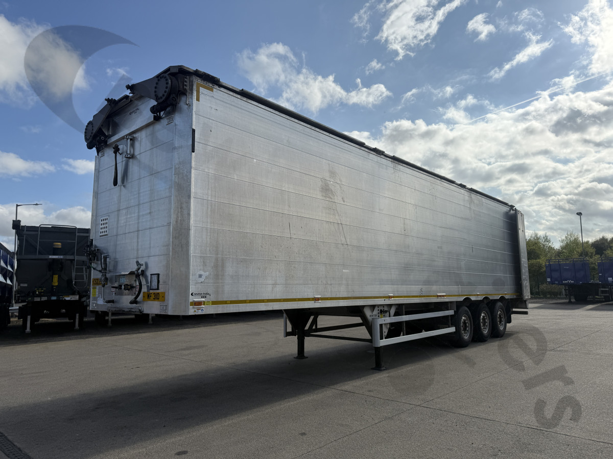 Used 2020 Titan Heavy Waste & Landfill Moving Floor Trailer