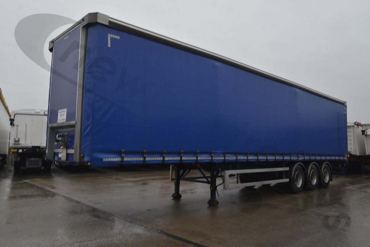 Used 2022 SDC Curtainsider Trailer