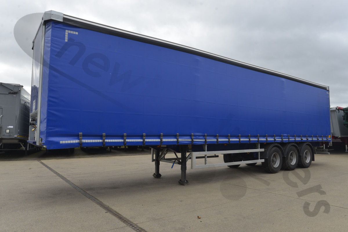 Used 2022 SDC Curtainsider Trailer