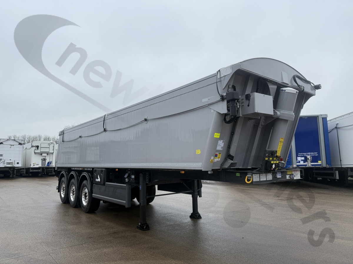 New 2026 STAS Aggregate Tipping Trailer