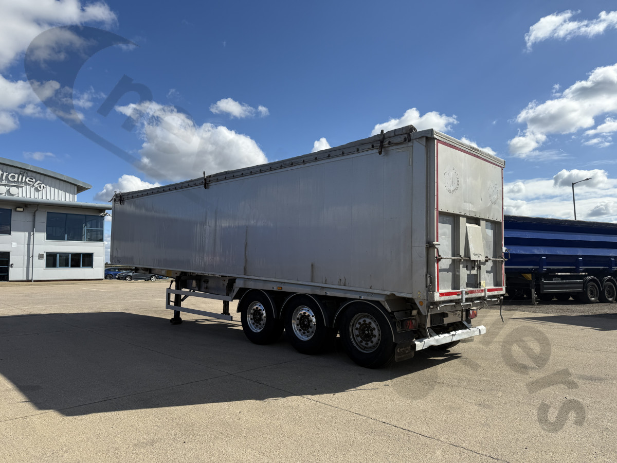 Used 2016 Fruehauf Plank Sided Tipping Trailer
